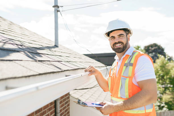 Roof Gutter Cleaning in Eastmont, WA